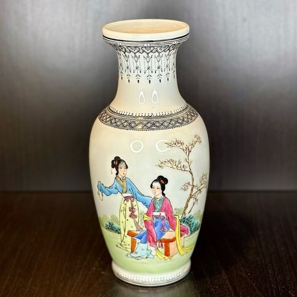 Vintage Chinese Famille Rose Porcelain Vase 8.5" Ladies Garden Qianlong Mark